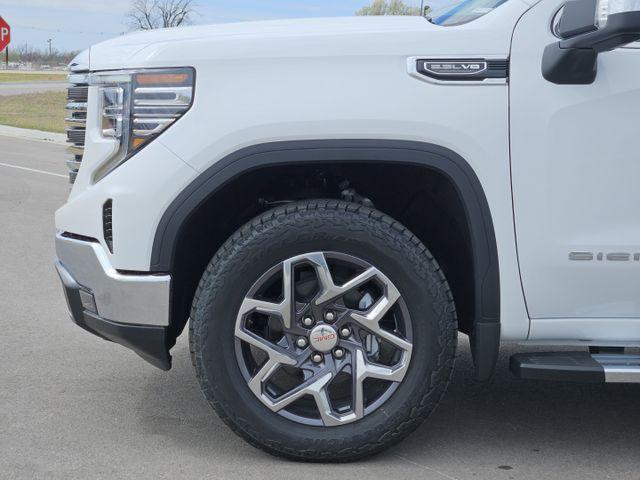 new 2025 GMC Sierra 1500 car, priced at $65,890
