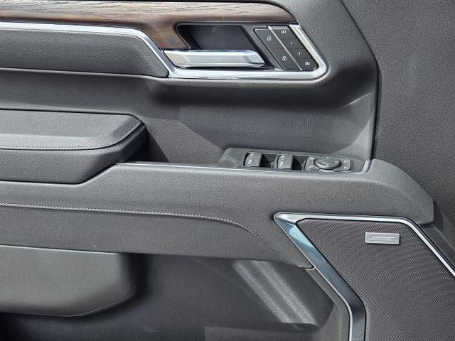 new 2025 GMC Sierra 1500 car, priced at $65,890