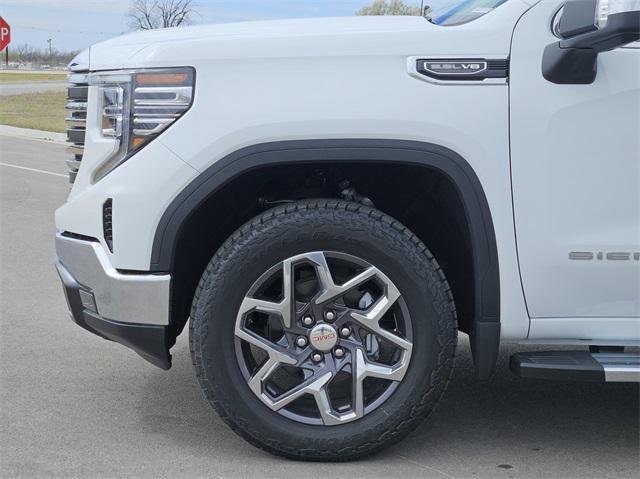 new 2025 GMC Sierra 1500 car, priced at $65,890