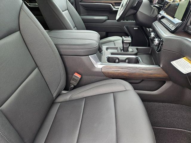 new 2025 GMC Sierra 1500 car, priced at $65,890