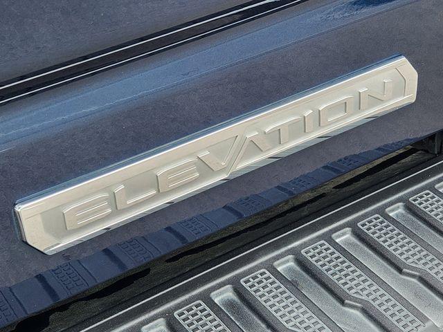 used 2022 GMC Sierra 1500 car, priced at $35,650