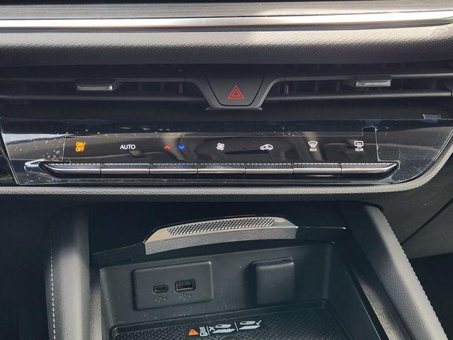 new 2025 Buick Envision car, priced at $36,685