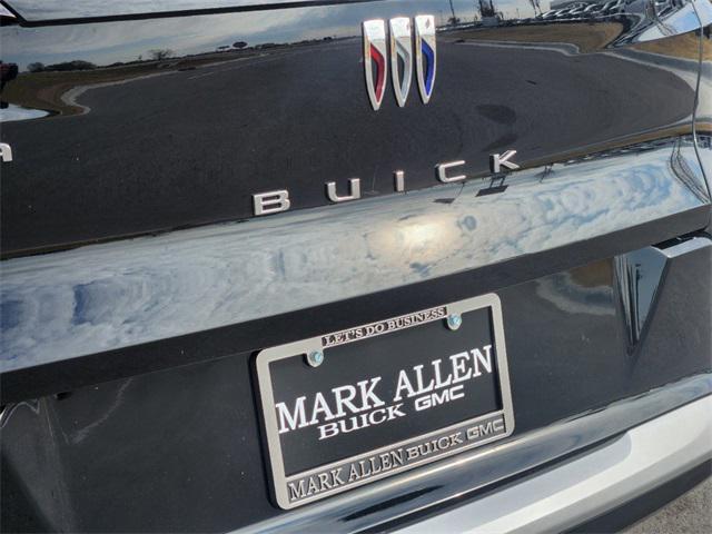 new 2025 Buick Envista car, priced at $26,845