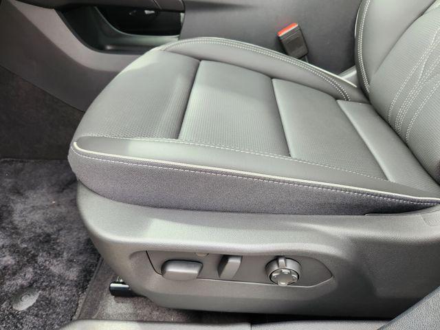 new 2025 Buick Envision car, priced at $45,489