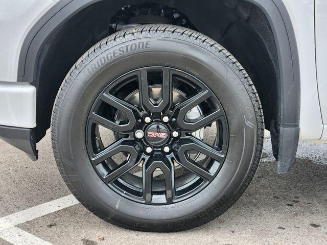 new 2025 GMC Sierra 1500 car, priced at $57,045
