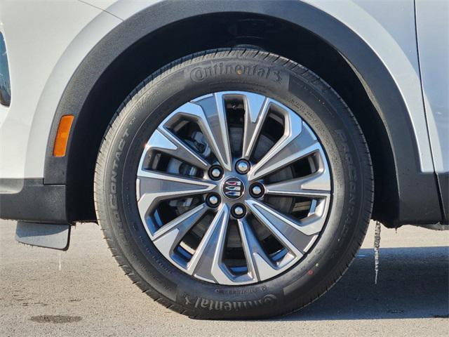 new 2025 Buick Envision car, priced at $39,245