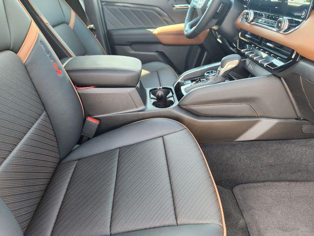 new 2025 GMC Canyon car, priced at $51,637