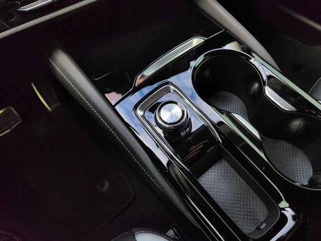 new 2025 Buick Envision car, priced at $40,299