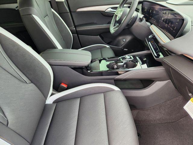 new 2025 Buick Envision car, priced at $40,299
