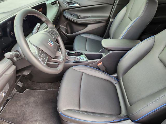 new 2025 Buick Encore GX car, priced at $25,890
