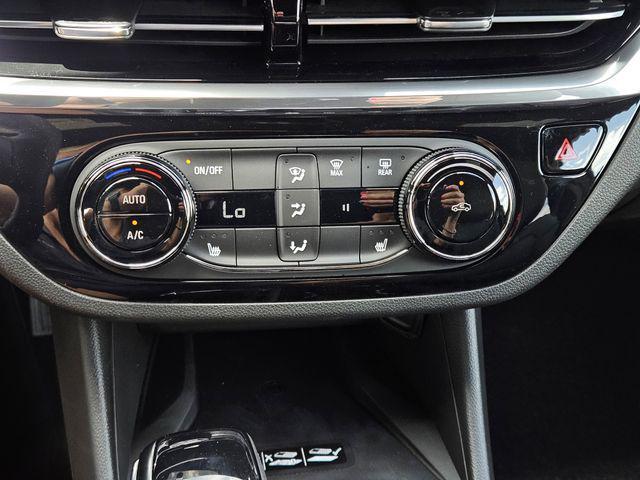 new 2025 Buick Envista car, priced at $28,151