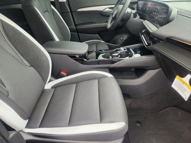 new 2025 Buick Envision car, priced at $39,850