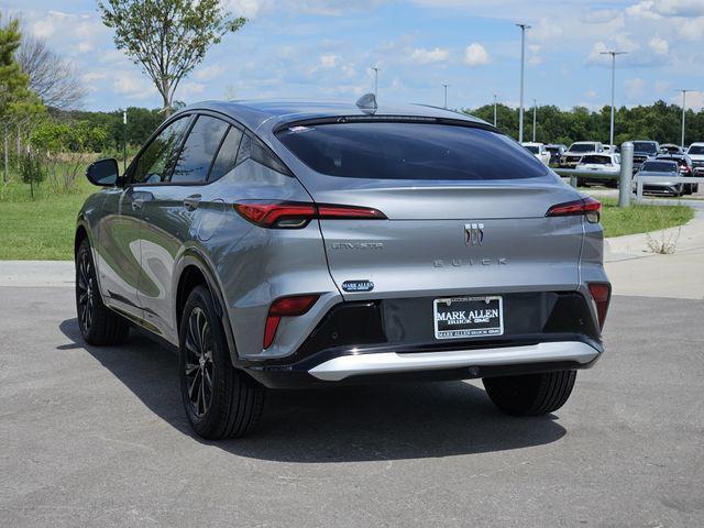new 2025 Buick Envista car, priced at $28,152