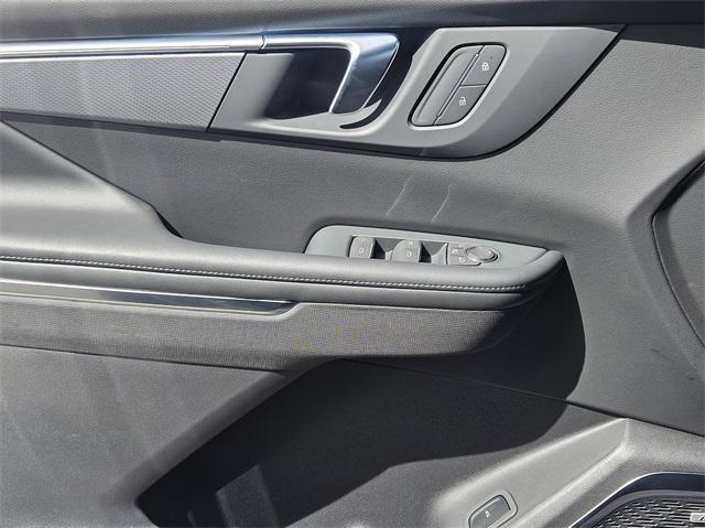 new 2025 Buick Enclave car, priced at $46,870