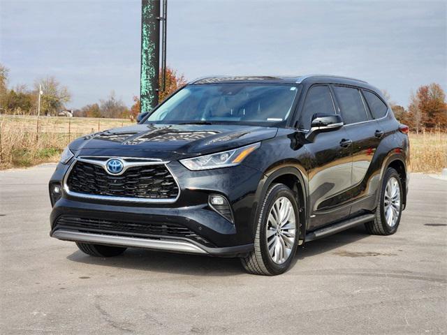 used 2022 Toyota Highlander Hybrid car, priced at $41,760