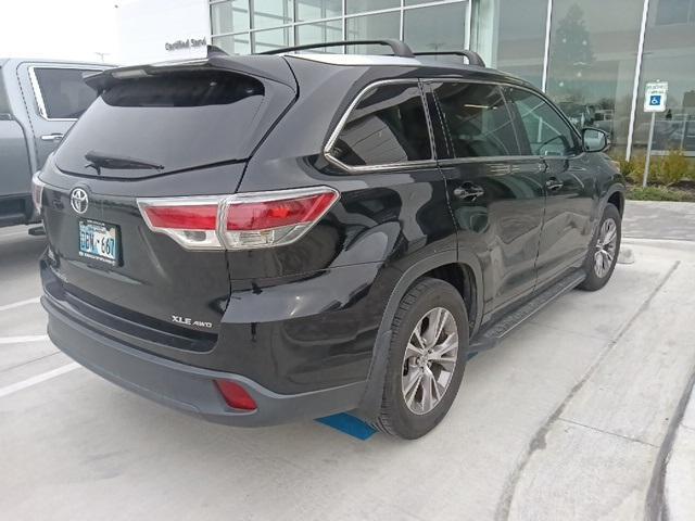 used 2015 Toyota Highlander car, priced at $21,820