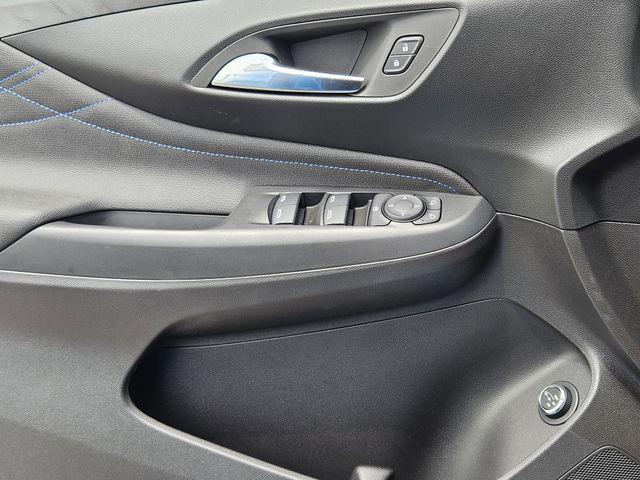 new 2025 Buick Envista car, priced at $27,377