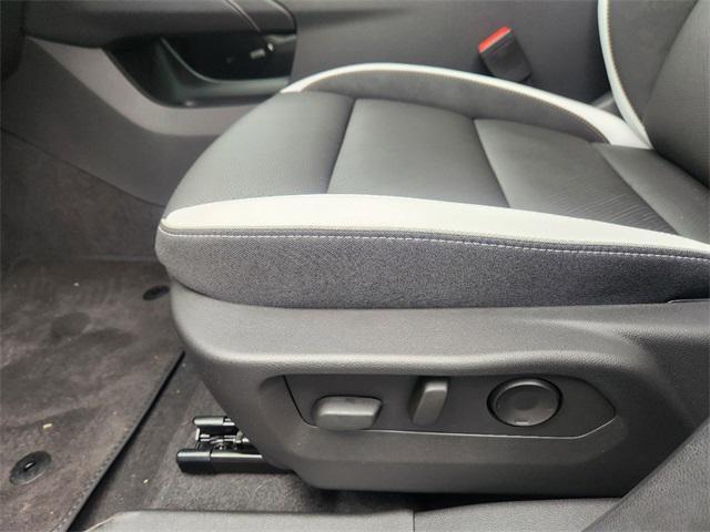 new 2025 Buick Envision car, priced at $41,870