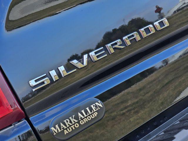 used 2022 Chevrolet Silverado 1500 car, priced at $42,870