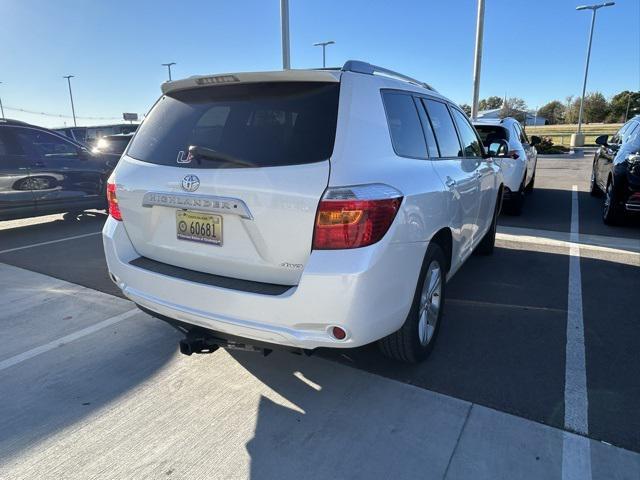 used 2010 Toyota Highlander car, priced at $9,880