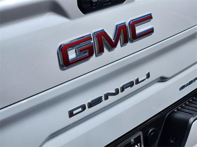 new 2024 GMC Sierra 1500 car, priced at $71,120