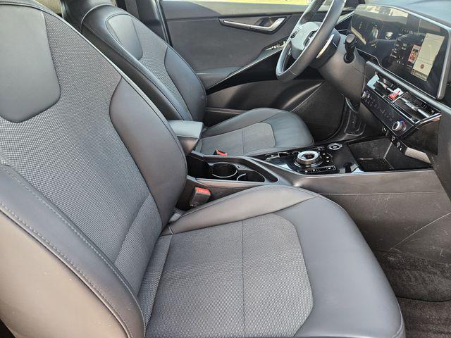 used 2023 Kia Niro Plug-In Hybrid car, priced at $15,730