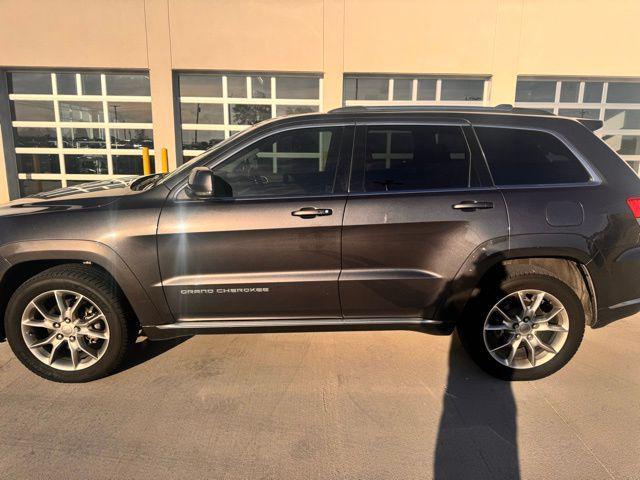 used 2016 Jeep Grand Cherokee car, priced at $15,142