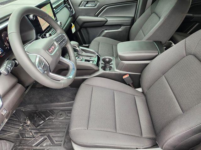 new 2025 GMC Canyon car, priced at $44,518