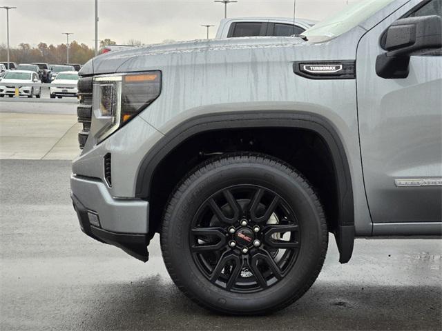 new 2025 GMC Sierra 1500 car, priced at $50,676