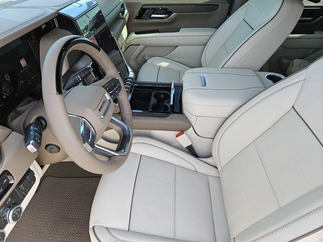 new 2025 GMC Yukon car, priced at $91,520