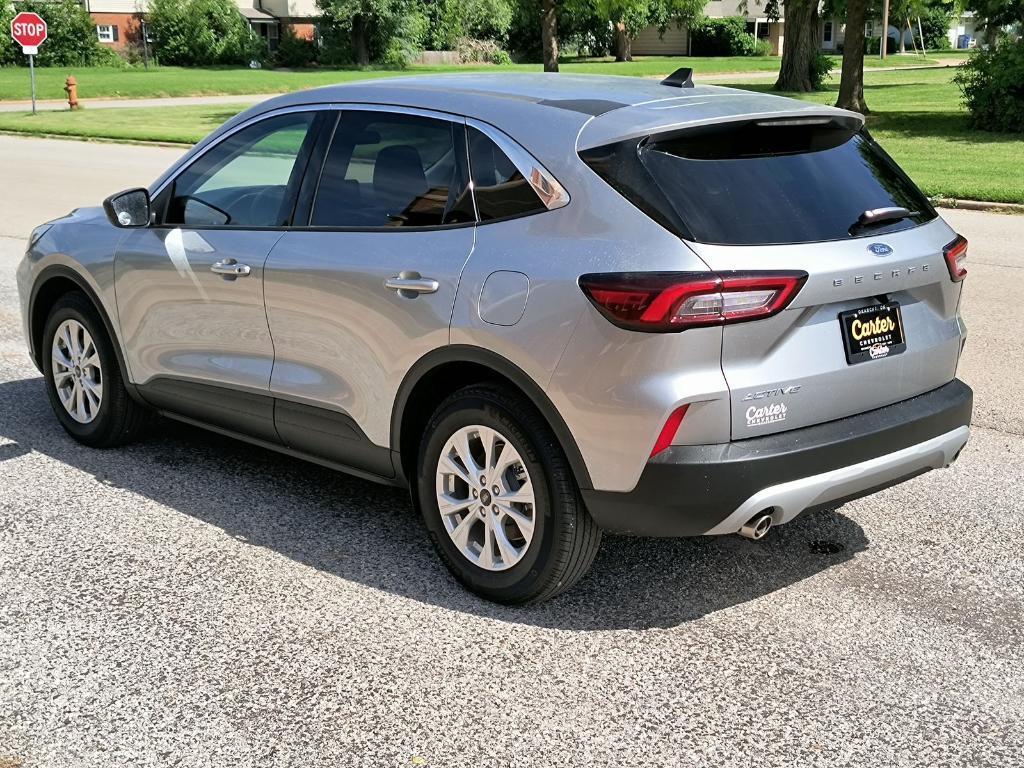 used 2024 Ford Escape car, priced at $25,286