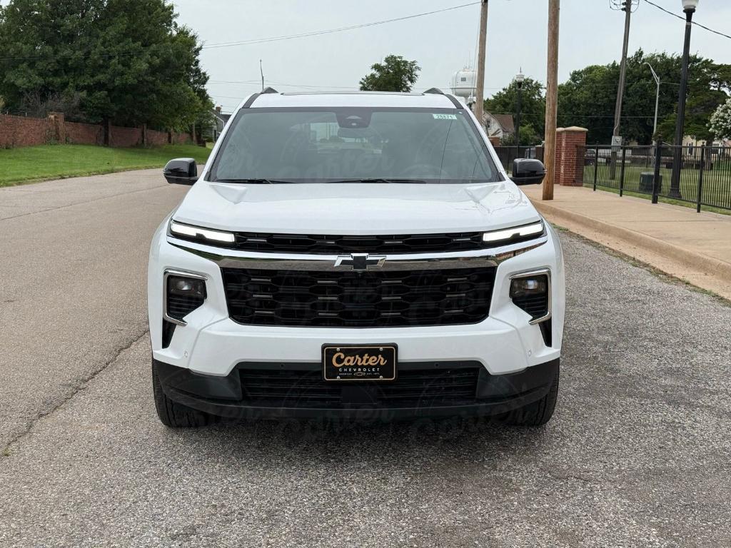 new 2025 Chevrolet Traverse car, priced at $50,945