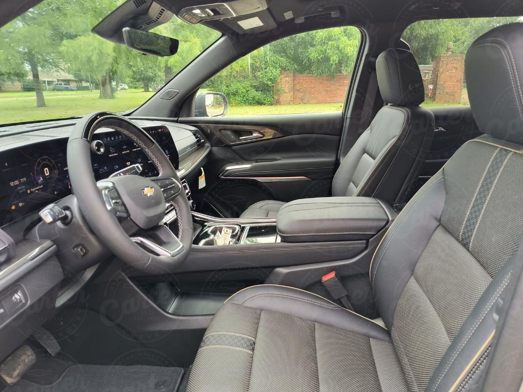 new 2025 Chevrolet Traverse car, priced at $57,085