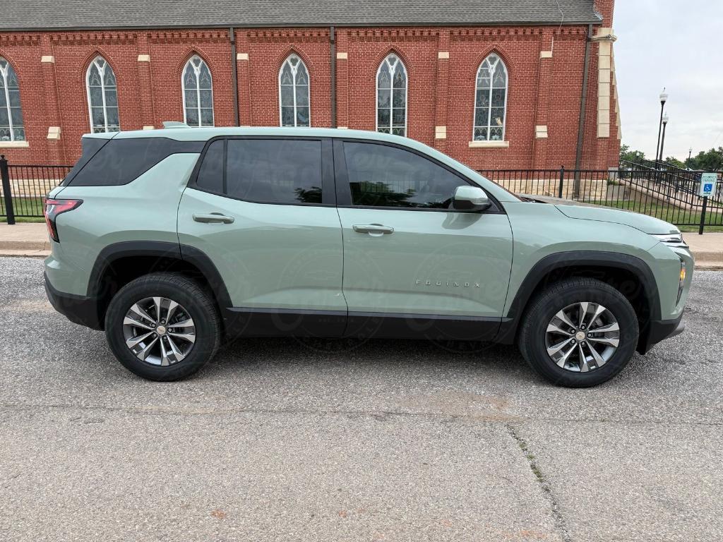 new 2026 Chevrolet Equinox car, priced at $28,995