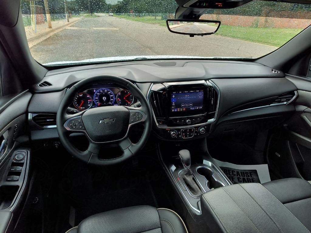 used 2023 Chevrolet Traverse car, priced at $38,000