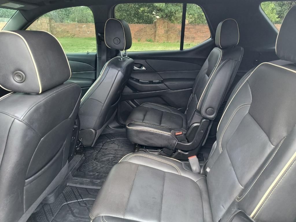 used 2023 Chevrolet Traverse car, priced at $38,000