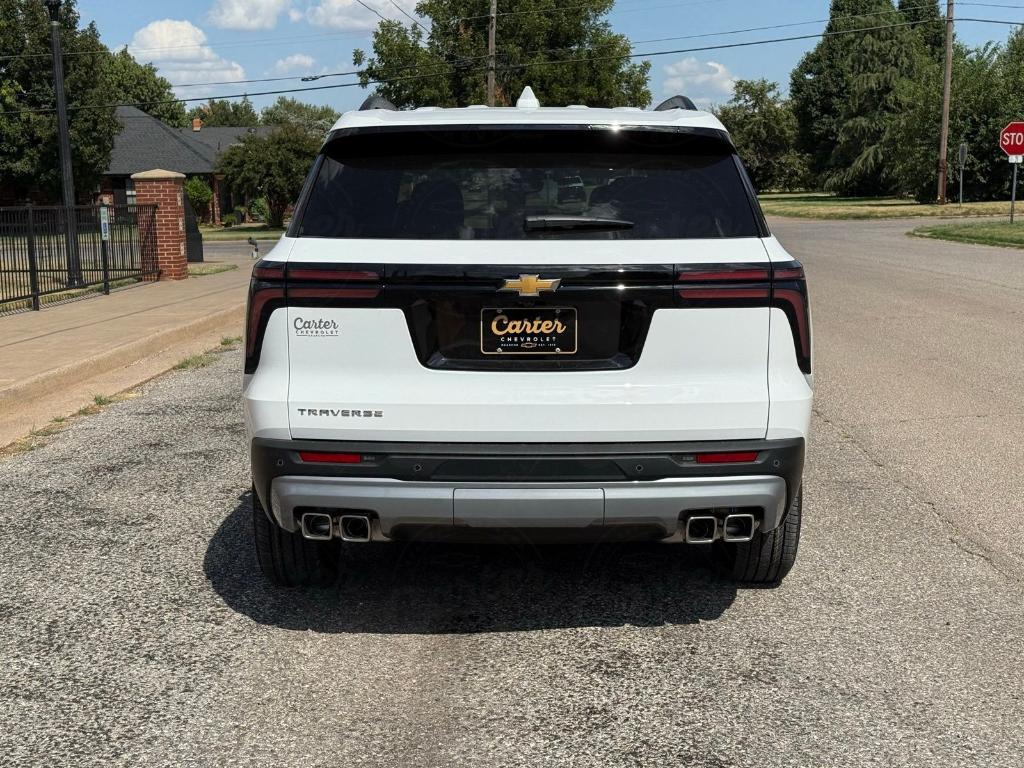 new 2026 Chevrolet Traverse car, priced at $42,399
