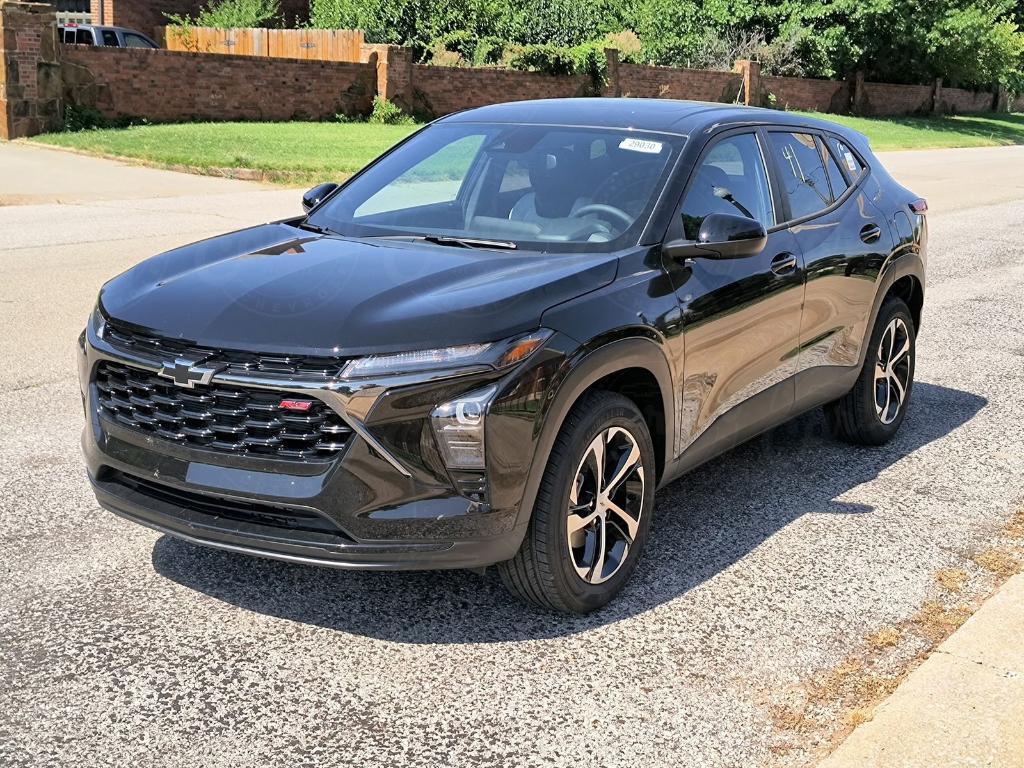 new 2025 Chevrolet Trax car, priced at $24,955