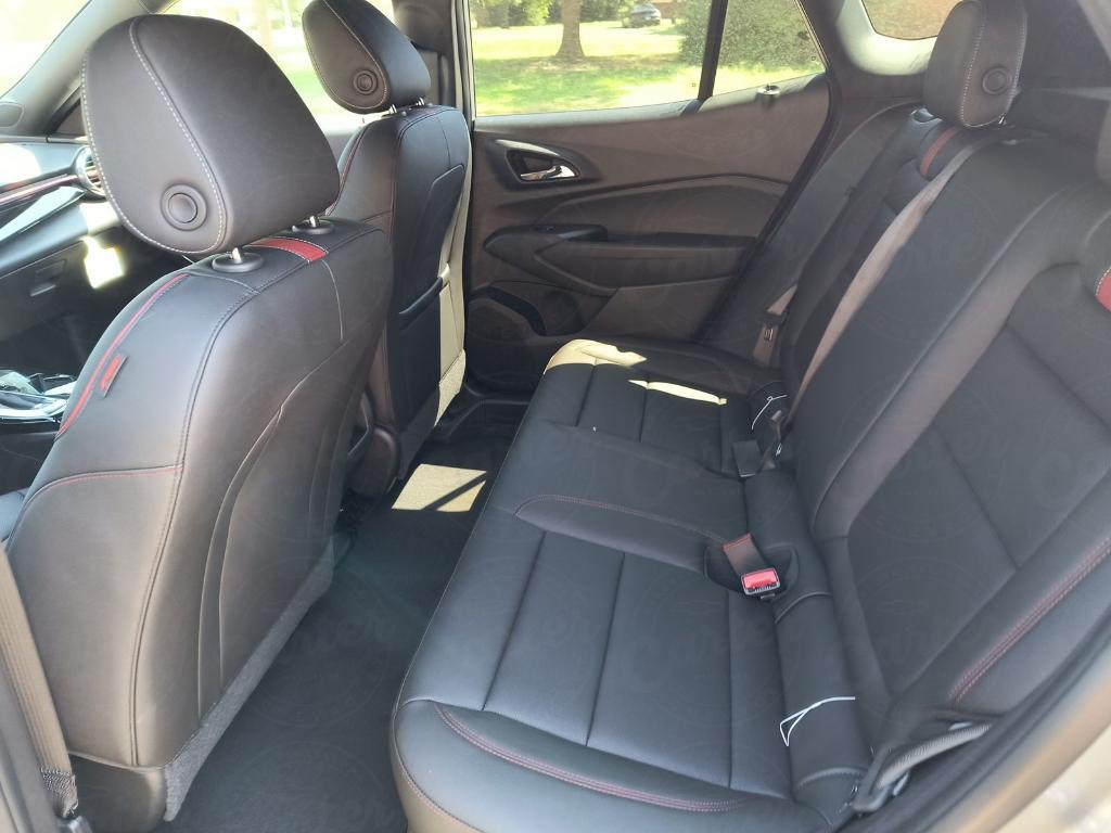 new 2025 Chevrolet Trax car, priced at $27,207