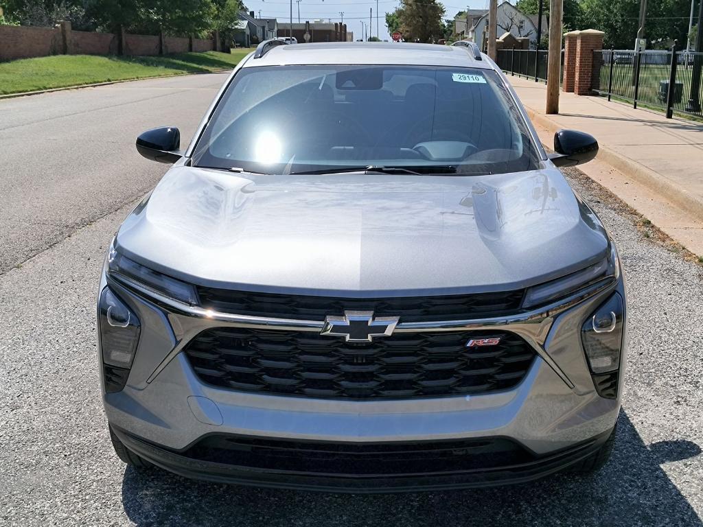 new 2025 Chevrolet Trax car, priced at $27,207