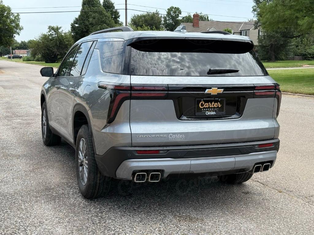 new 2025 Chevrolet Traverse car, priced at $43,100