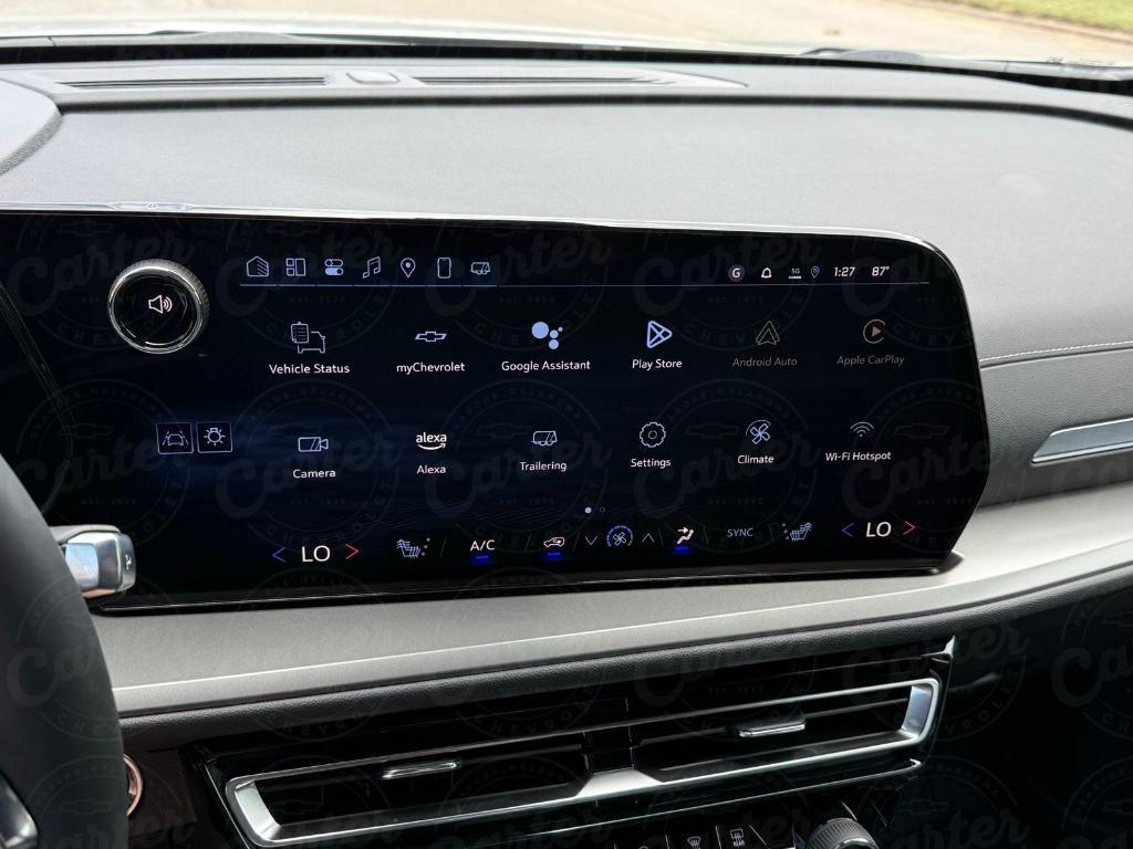 new 2025 Chevrolet Traverse car, priced at $43,100