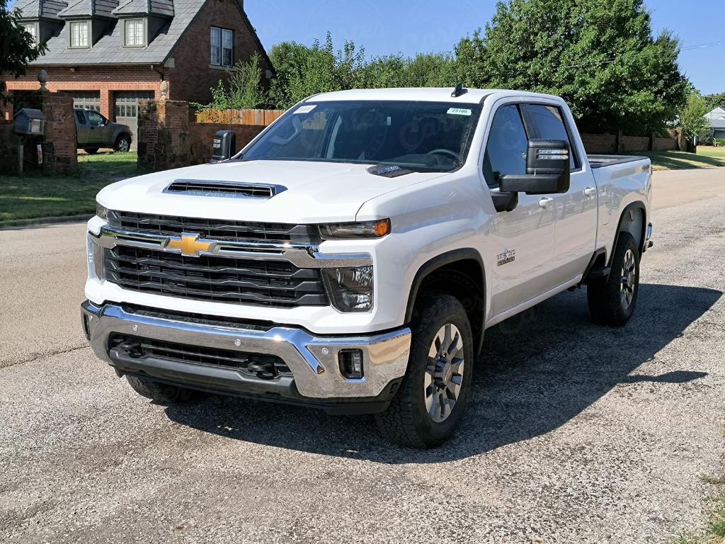 new 2025 Chevrolet Silverado 3500 car, priced at $72,870