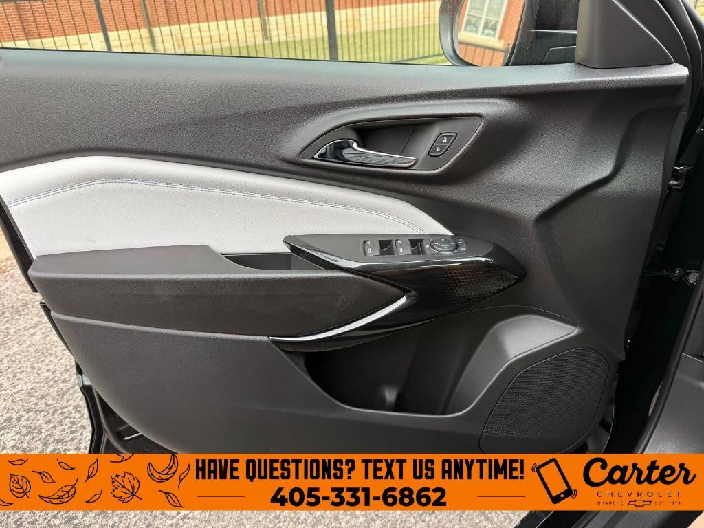 new 2026 Chevrolet Trax car, priced at $25,925