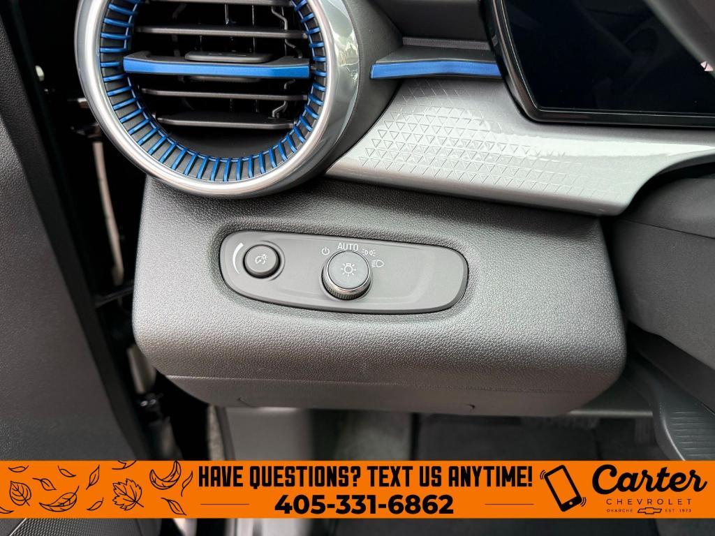 new 2026 Chevrolet Trax car, priced at $25,925