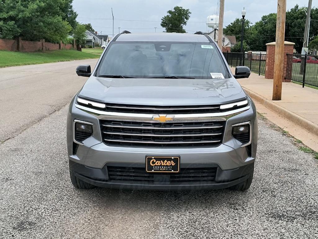 new 2025 Chevrolet Traverse car, priced at $43,100