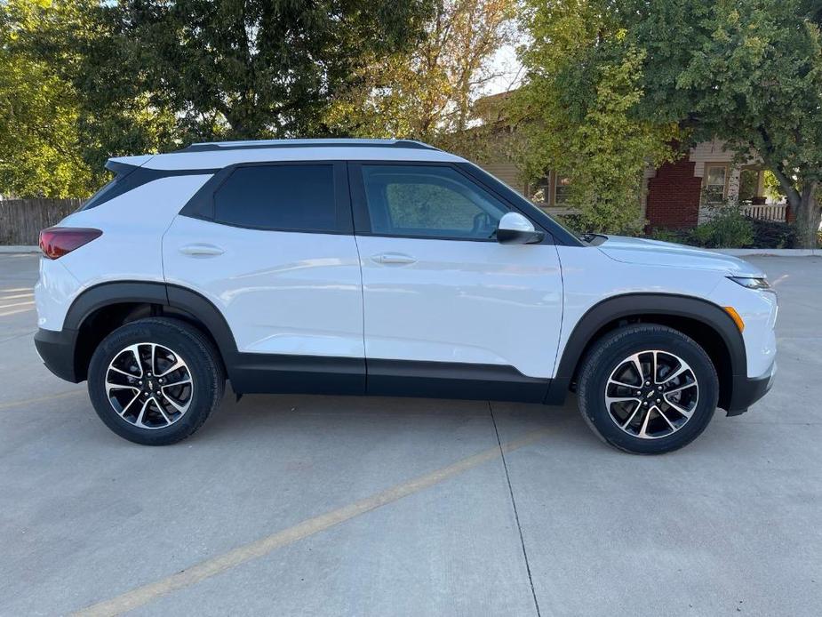 new 2025 Chevrolet TrailBlazer car, priced at $26,575