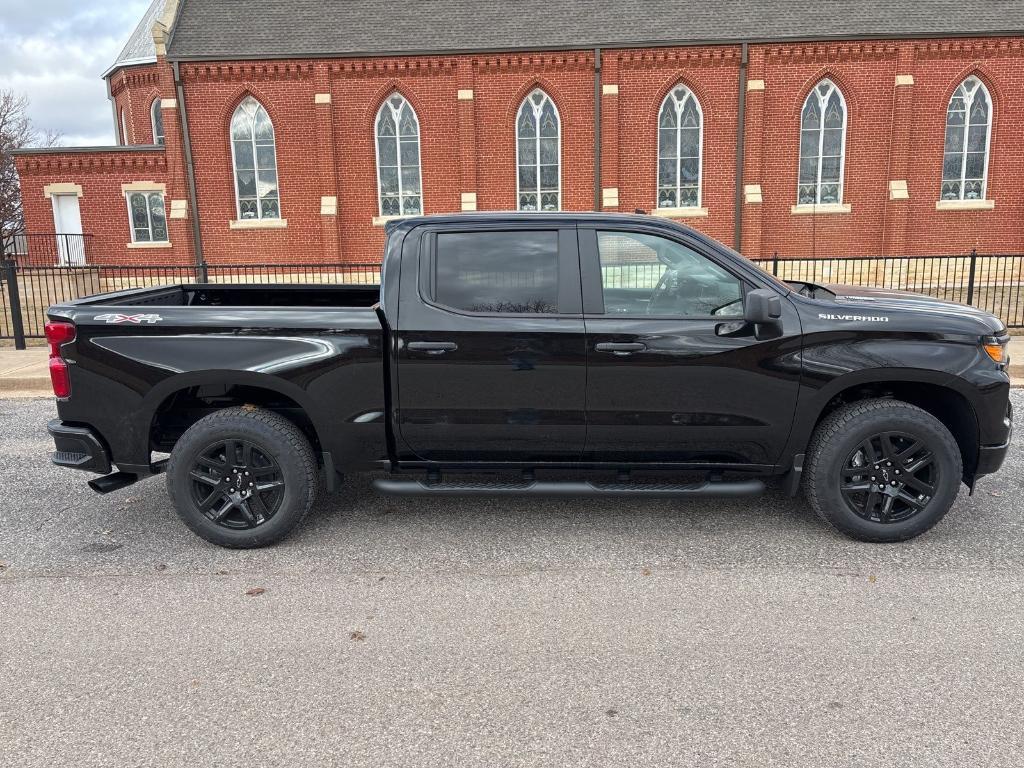 new 2025 Chevrolet Silverado 1500 car, priced at $45,682