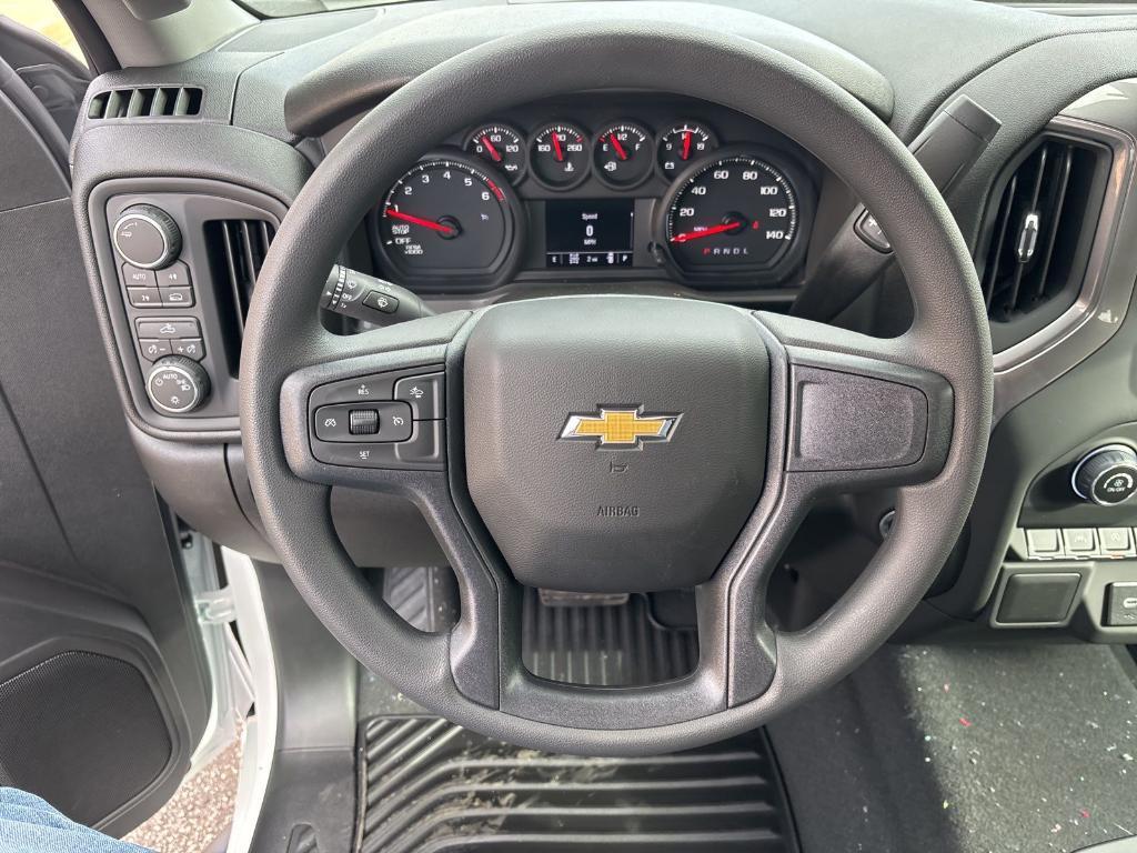 new 2025 Chevrolet Silverado 1500 car, priced at $47,682