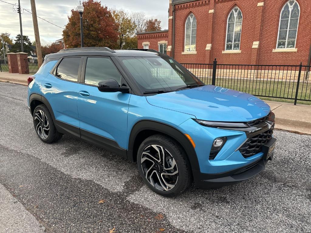 new 2025 Chevrolet TrailBlazer car, priced at $31,020